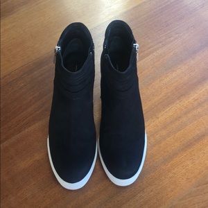 Black Linea Paola wedge booties